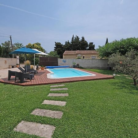 Très jolie location vacances climatisée, 6 personnes proche des Baux de Provence, située au coeur des Alpilles à Mouriès, LS1-312 Clarta Extérieur photo